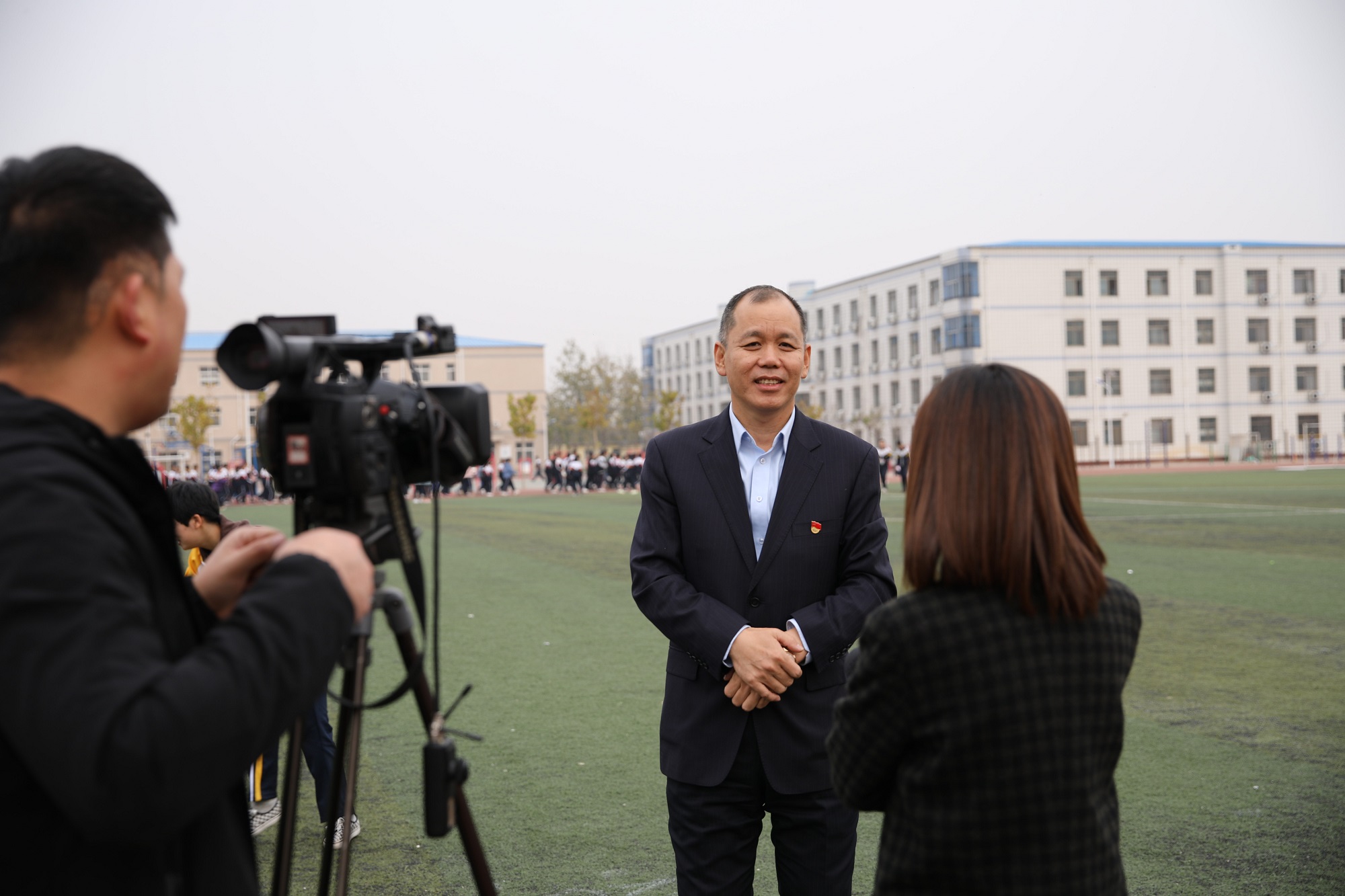 “多一张笑脸  多一份希望”携手同行，共筑未来| 乐竞手机网页版登录入口走进青县一中